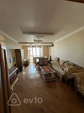 Satılır 3 otaqlı yeni tikili 145 m²