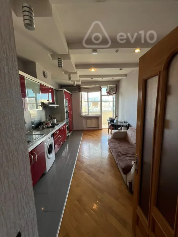 Satılır 3 otaqlı yeni tikili 145 m²