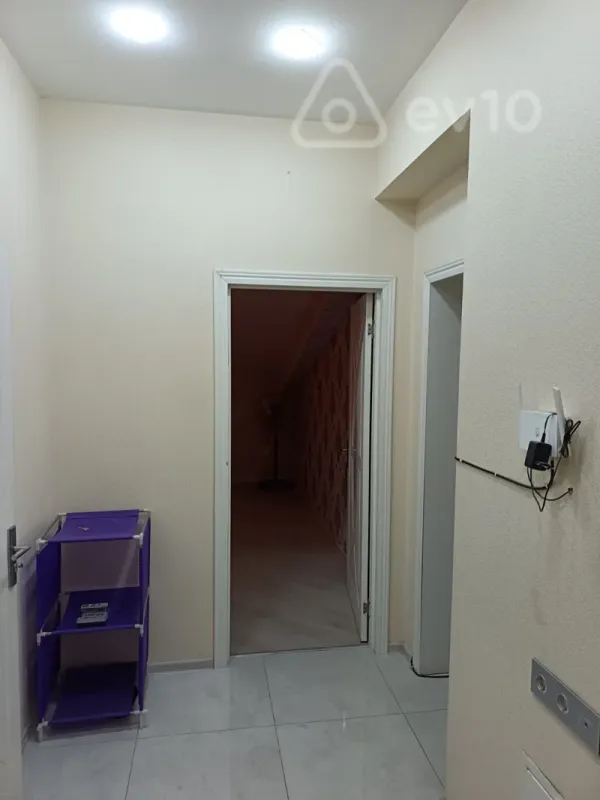 Kirayə verilir 2 otaqlı yeni tikili 85 m²