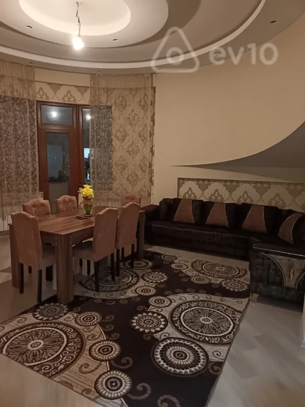 Kirayə verilir 2 otaqlı yeni tikili 85 m²