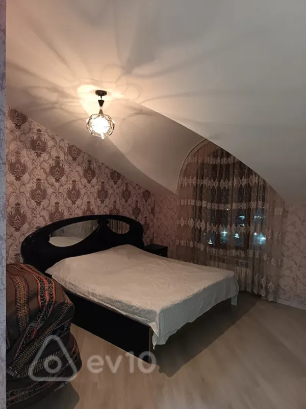 Kirayə verilir 2 otaqlı yeni tikili 85 m²