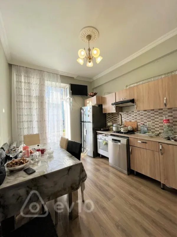 Satılır 4 otaqlı yeni tikili 120 m²
