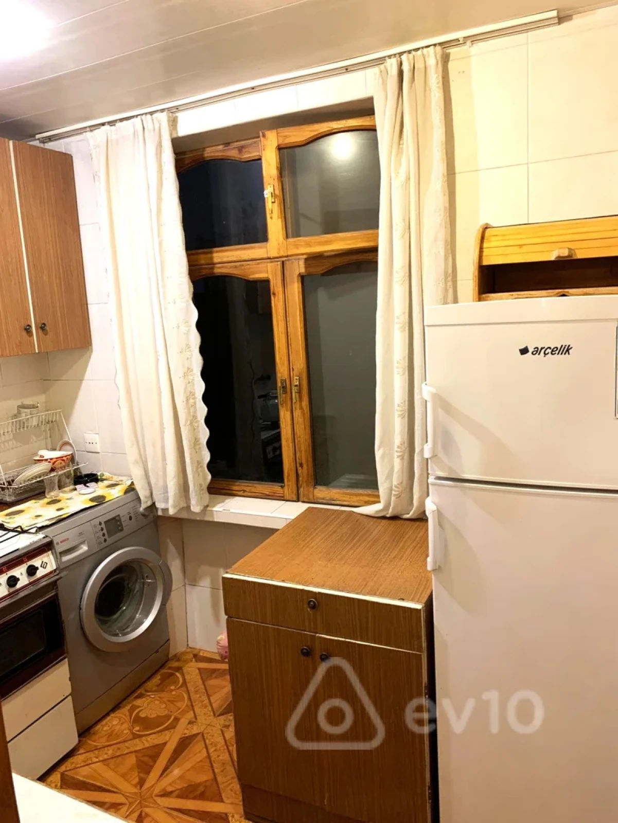 Kirayə verilir 1 otaqlı köhnə tikili 42 m²