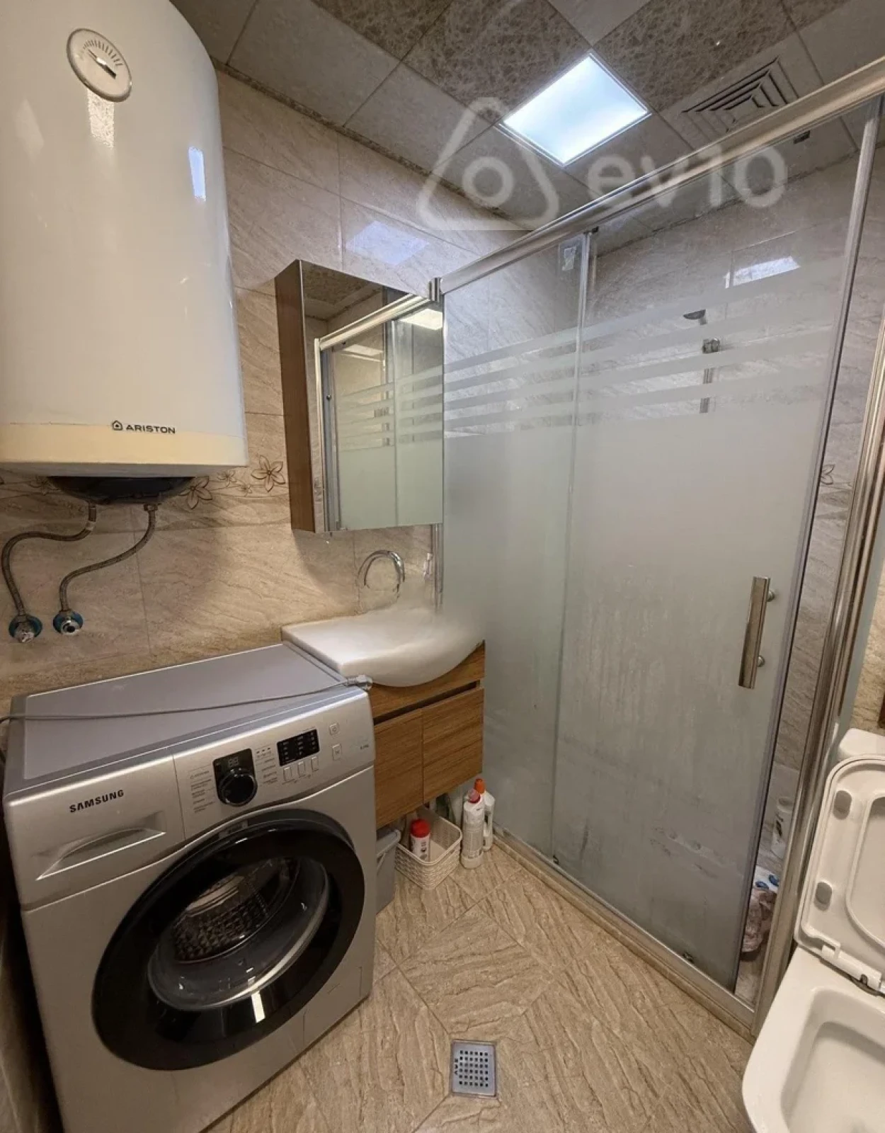Satılır 2 otaqlı köhnə tikili 35 m²