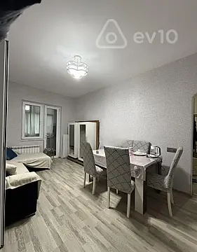 Satılır 2 otaqlı köhnə tikili 35 m²