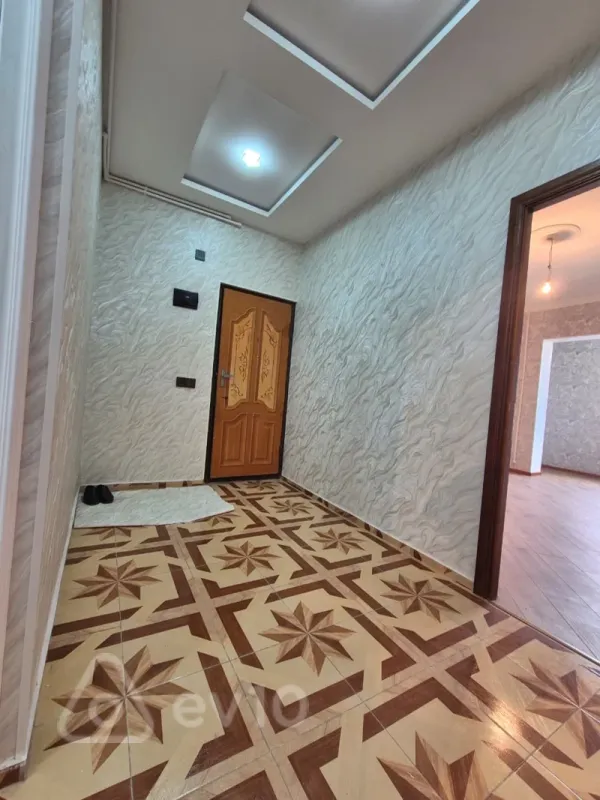 Satılır 3 otaqlı köhnə tikili 85 m²