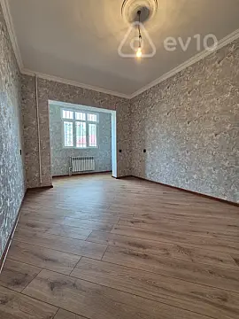 Satılır 3 otaqlı köhnə tikili 85 m²