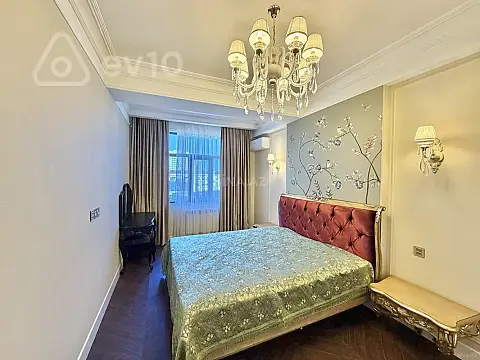 Kirayə verilir 3 otaqlı yeni tikili 120 m²