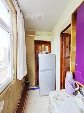 Satılır 2 otaqlı köhnə tikili 47 m²