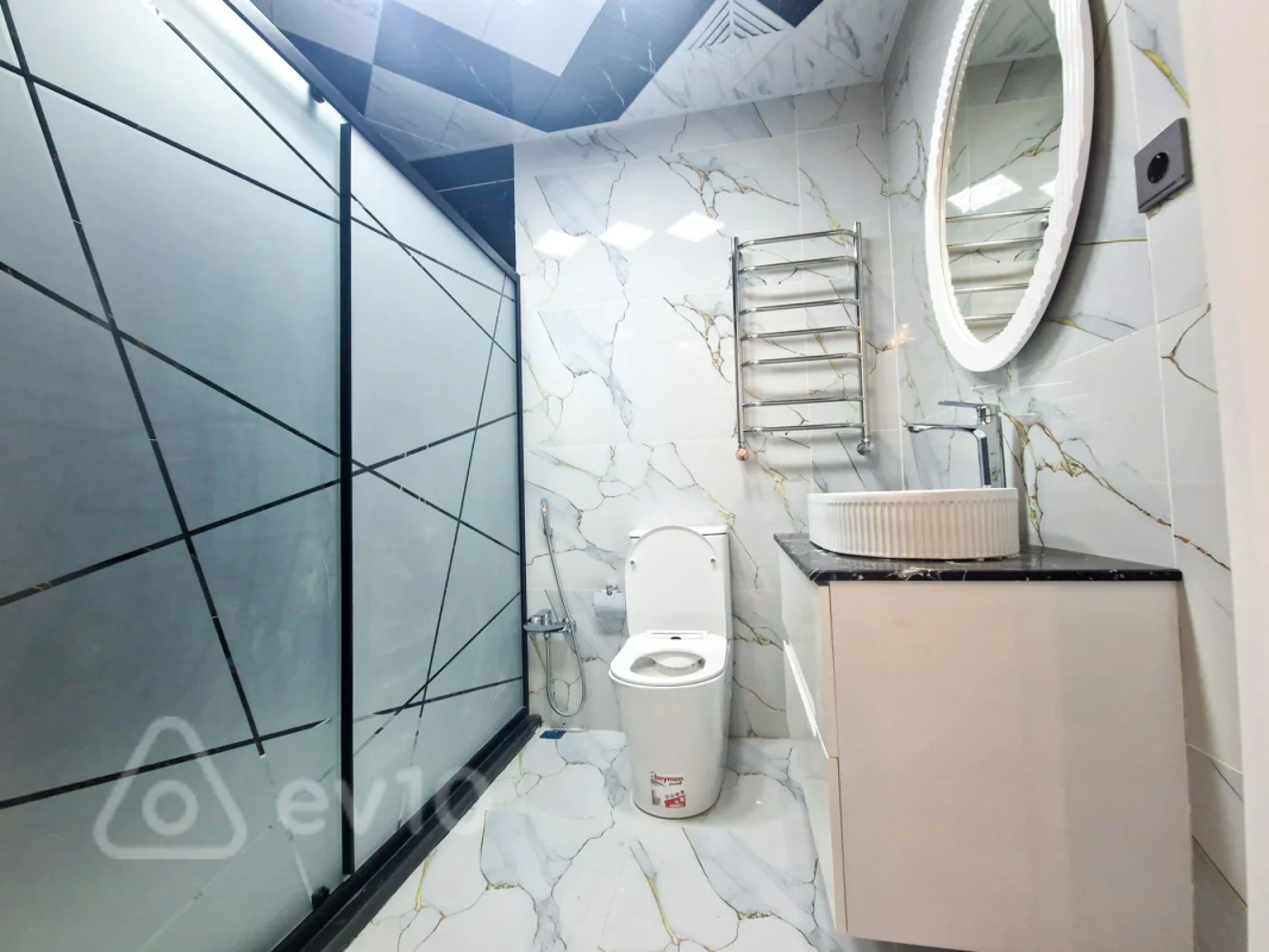 Kirayə verilir 2 otaqlı yeni tikili 70 m²