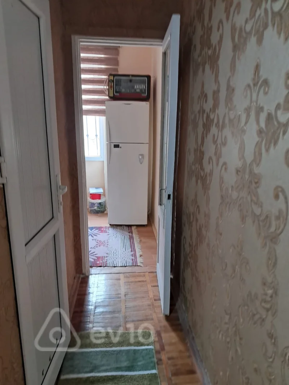 Satılır 1 otaqlı köhnə tikili 35 m²