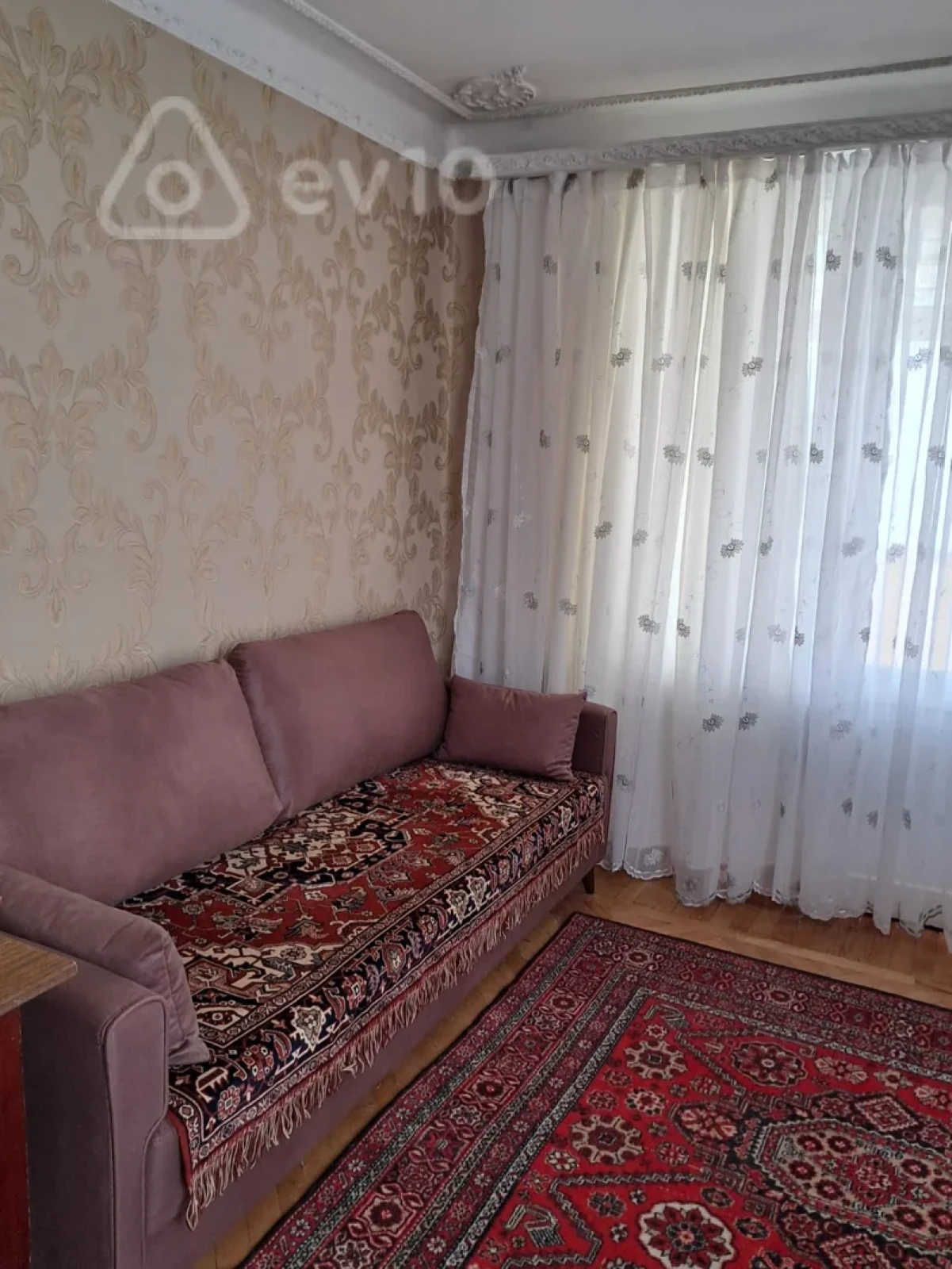 Satılır 1 otaqlı köhnə tikili 35 m²