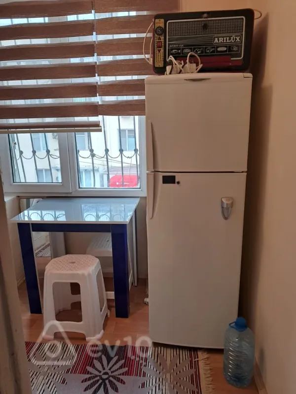 Satılır 1 otaqlı köhnə tikili 35 m²