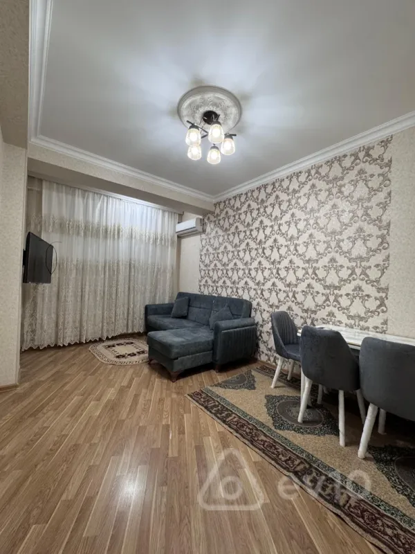 Kirayə verilir 2 otaqlı yeni tikili 70 m²
