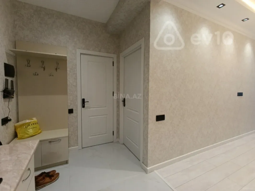 Kirayə verilir 2 otaqlı yeni tikili 60 m²