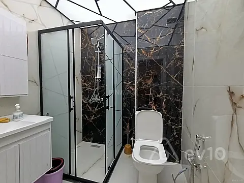 Kirayə verilir 2 otaqlı yeni tikili 60 m²