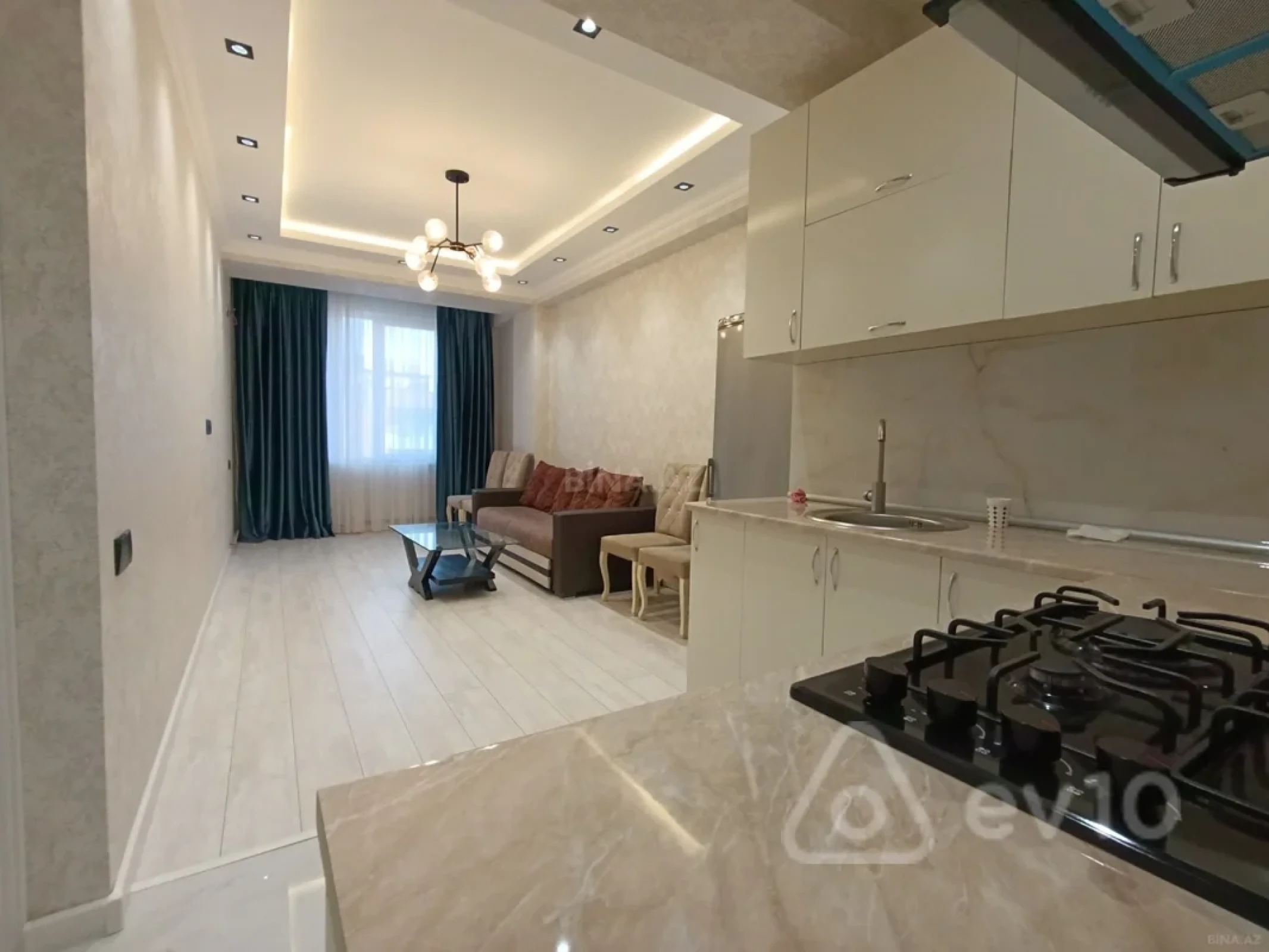 Kirayə verilir 2 otaqlı yeni tikili 60 m²