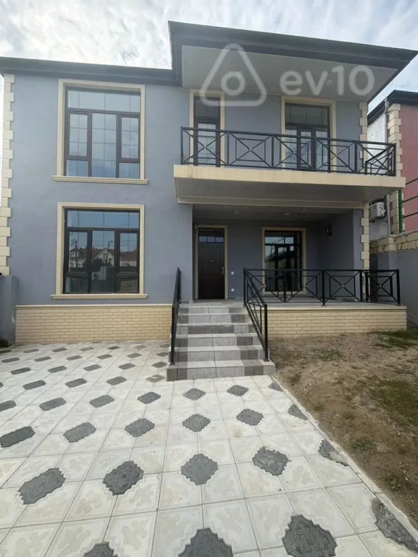 Satılır 4 otaqlı həyət evi 180 m²