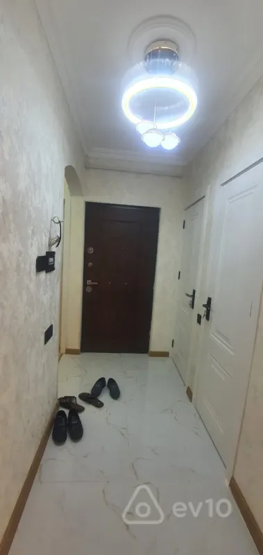 Satılır 3 otaqlı köhnə tikili 65 m²