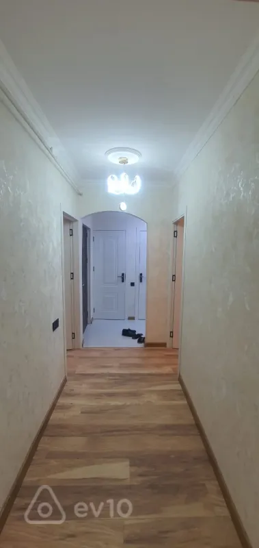 Satılır 3 otaqlı köhnə tikili 65 m²