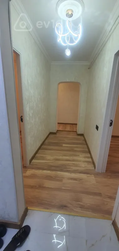 Satılır 3 otaqlı köhnə tikili 65 m²