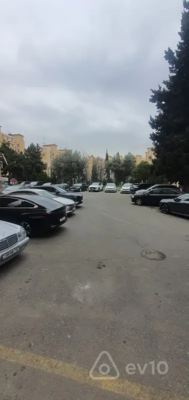 Satılır 3 otaqlı köhnə tikili 65 m²