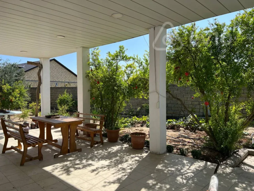 Kirayə verilir 3 otaqlı həyət evi 100 m²