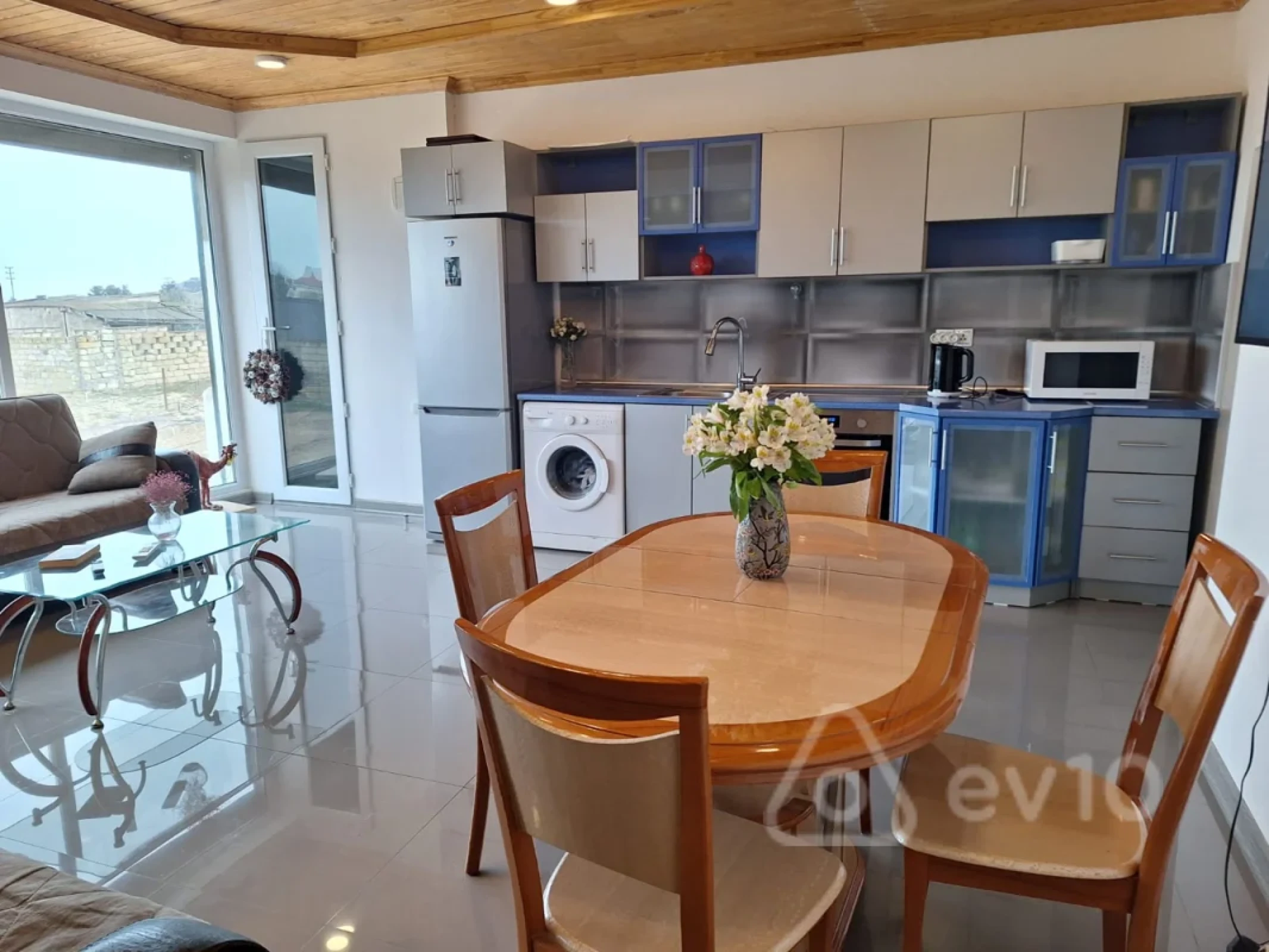 Kirayə verilir 3 otaqlı həyət evi 100 m²