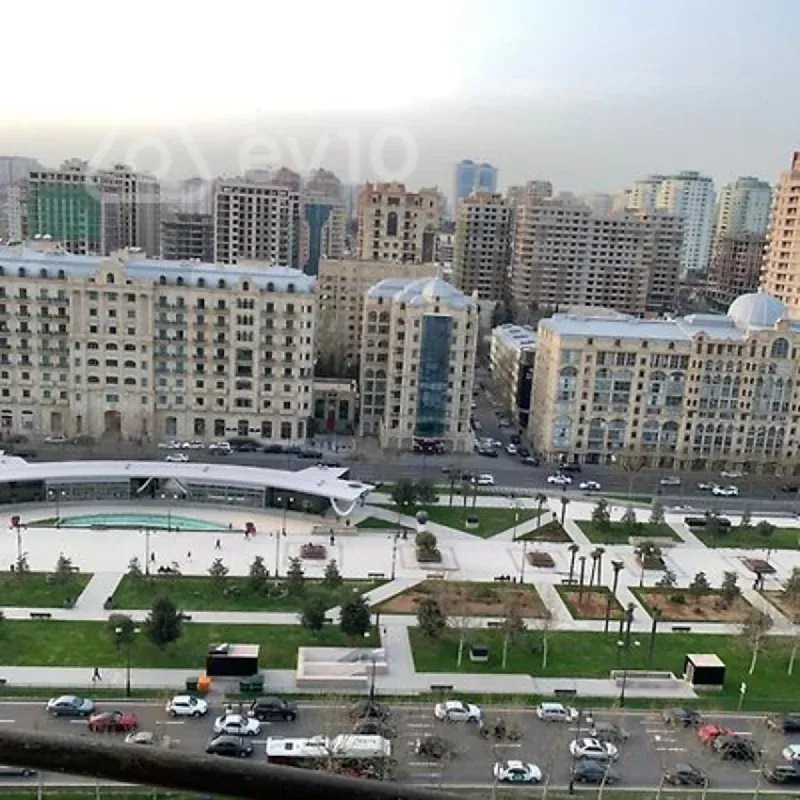 Kirayə verilir 3 otaqlı yeni tikili 130 m²