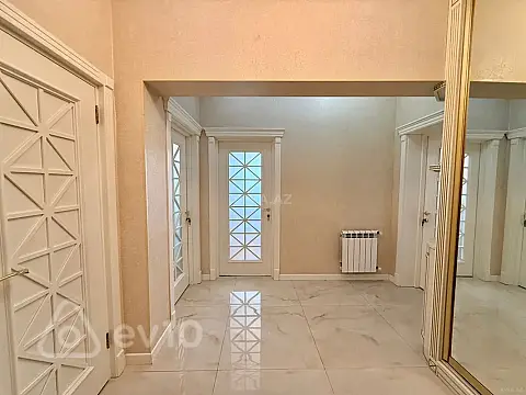 Kirayə verilir 2 otaqlı yeni tikili 85 m²