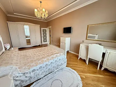 Kirayə verilir 2 otaqlı yeni tikili 85 m²