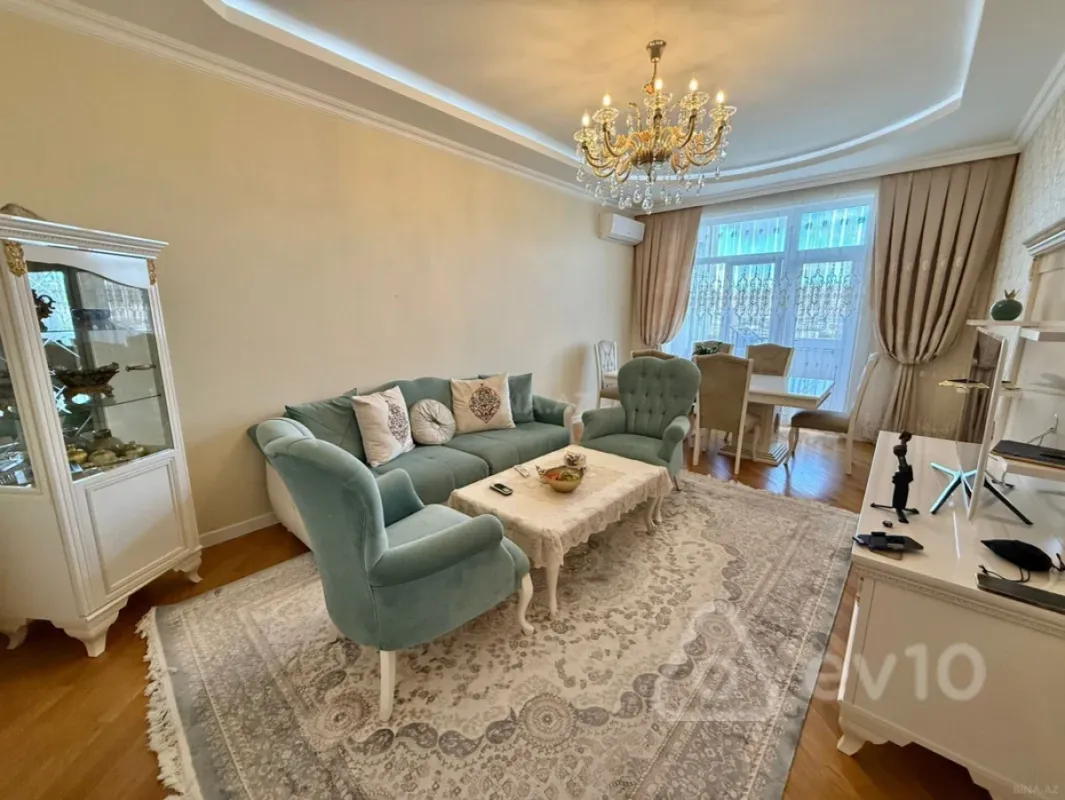 Kirayə verilir 2 otaqlı yeni tikili 85 m²