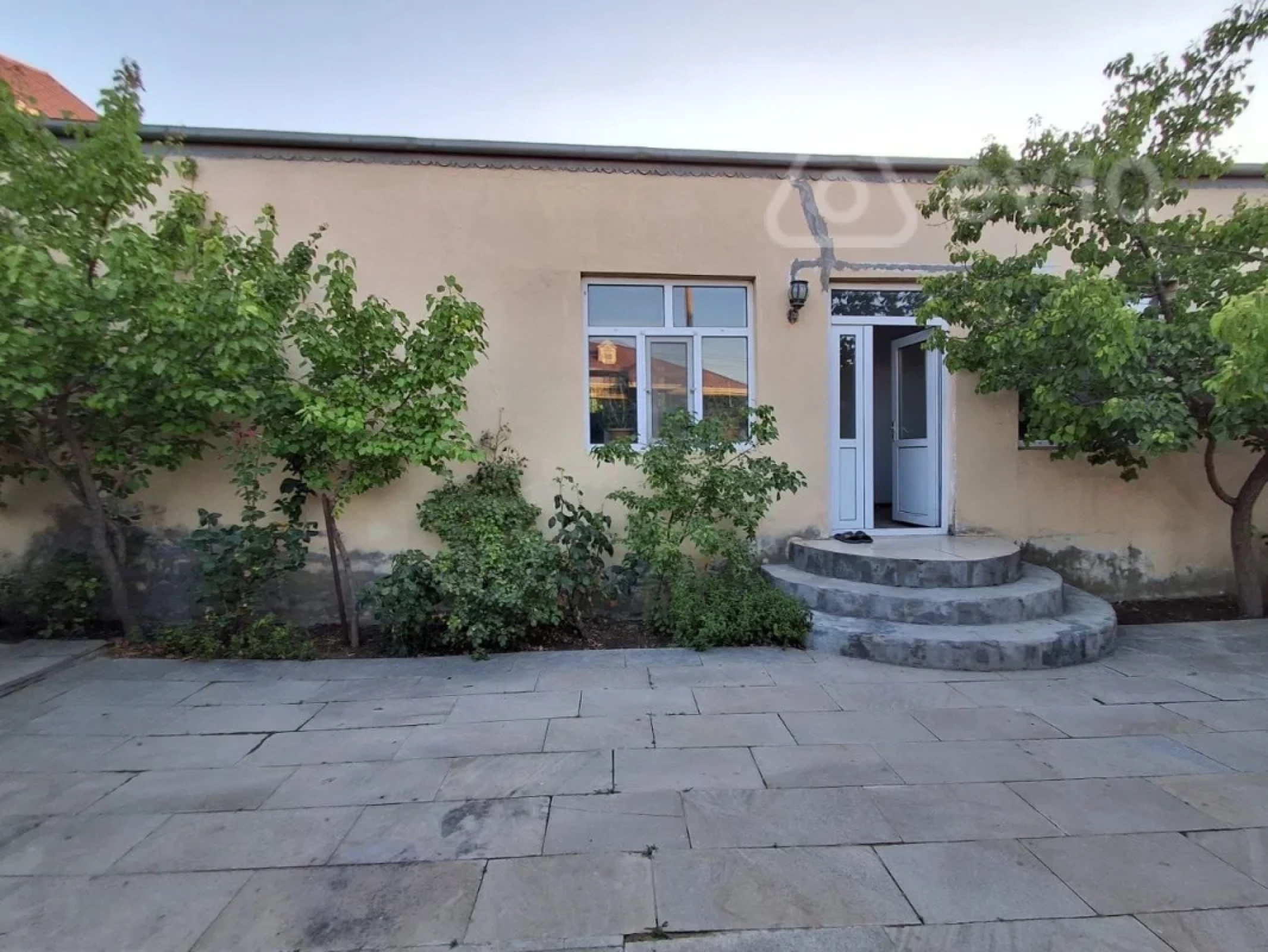 Kirayə verilir 4 otaqlı həyət evi 190 m²