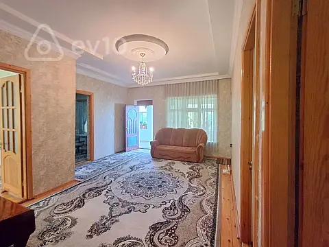 Kirayə verilir 4 otaqlı həyət evi 190 m²