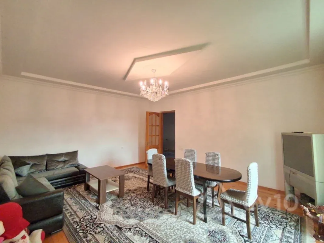 Kirayə verilir 4 otaqlı həyət evi 190 m²
