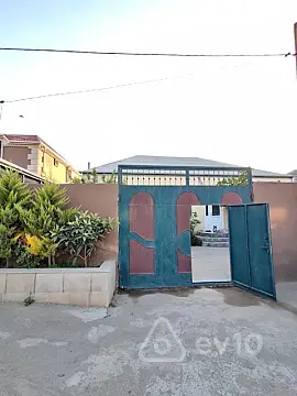 Kirayə verilir 4 otaqlı həyət evi 190 m²