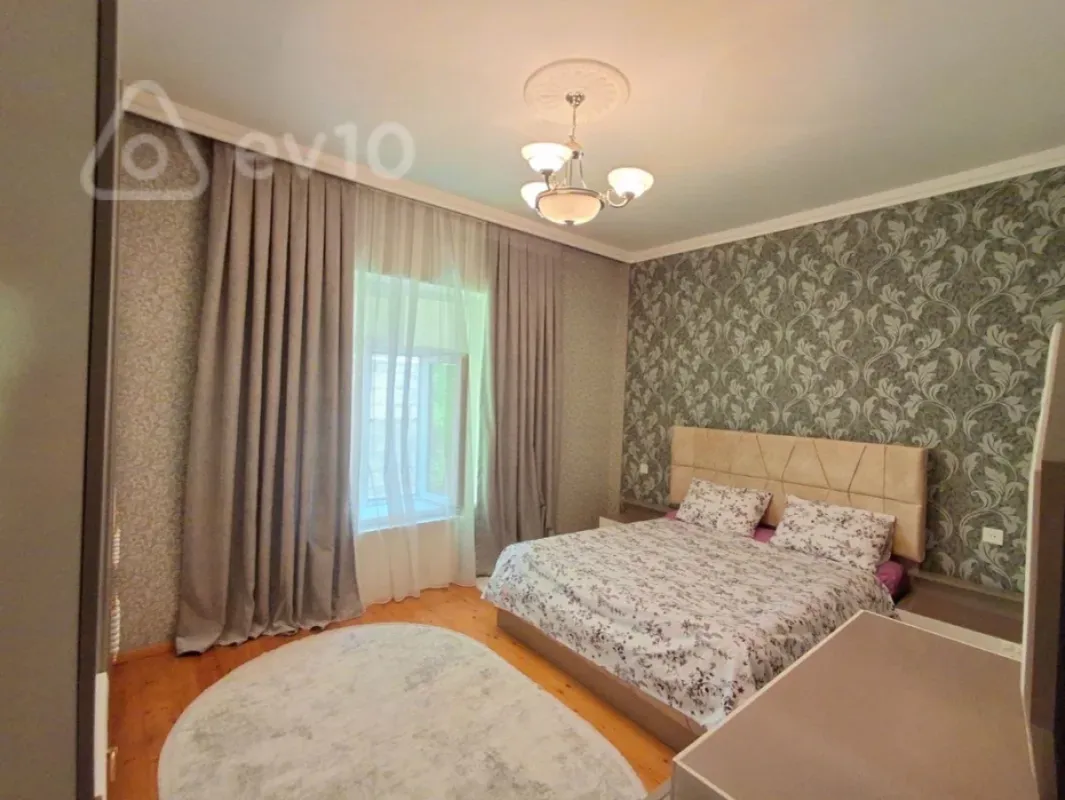 Kirayə verilir 4 otaqlı həyət evi 190 m²