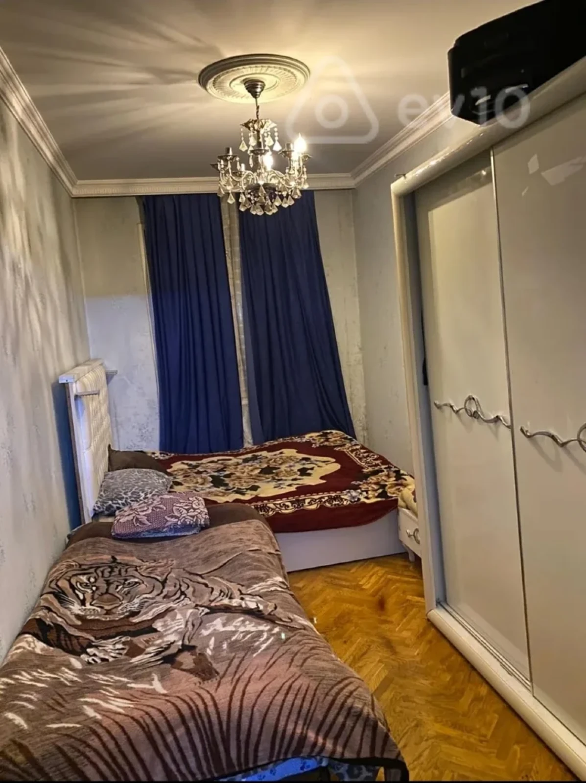 Kirayə verilir 2 otaqlı köhnə tikili 50 m²