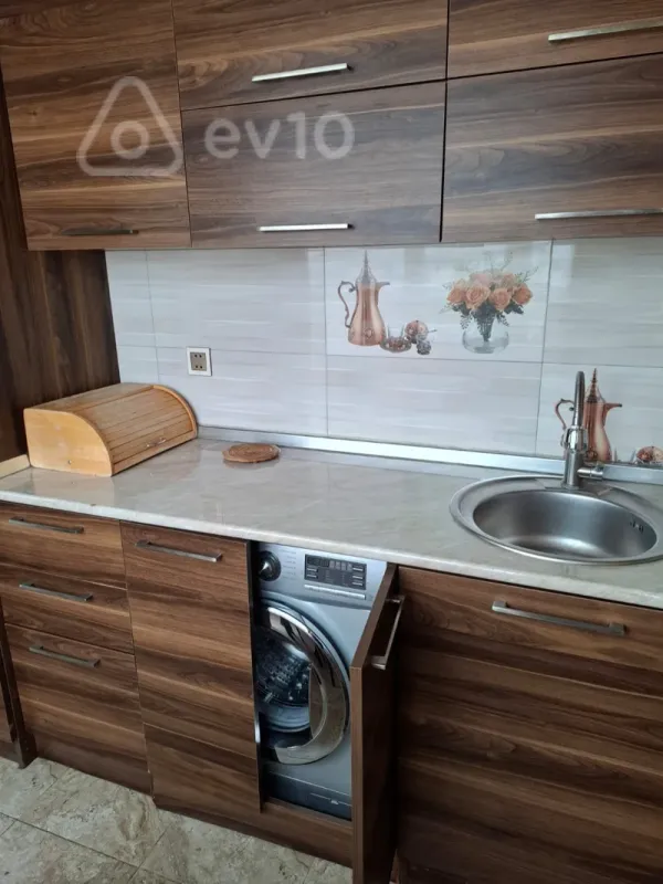 Kirayə verilir 2 otaqlı yeni tikili 65 m²