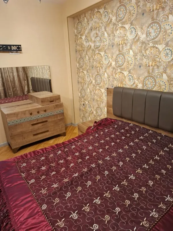 Kirayə verilir 2 otaqlı yeni tikili 65 m²