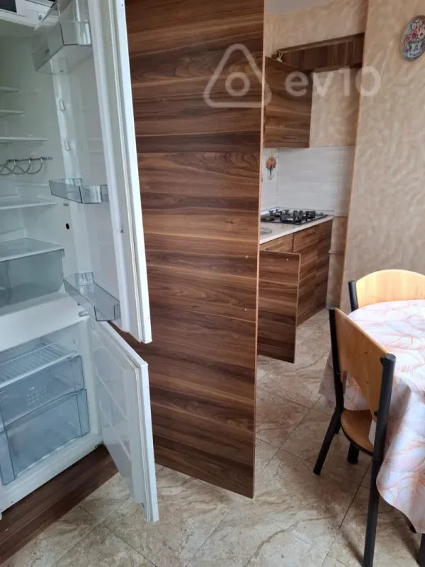 Kirayə verilir 2 otaqlı yeni tikili 65 m²