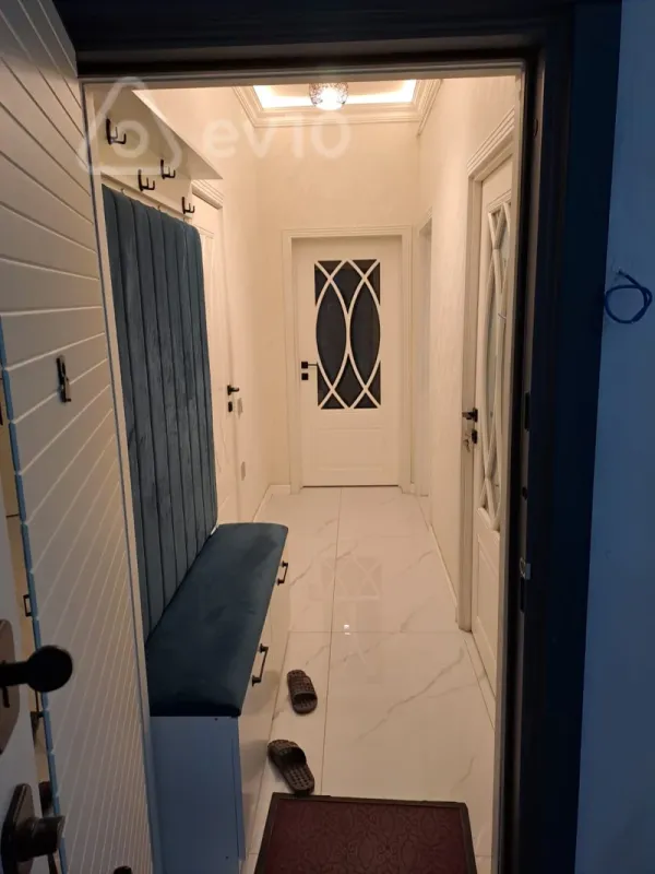 Kirayə verilir 2 otaqlı yeni tikili 65 m²