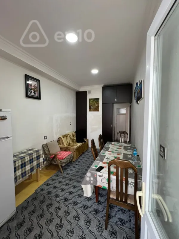 Kirayə verilir 2 otaqlı yeni tikili 50 m²
