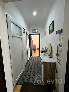 Kirayə verilir 2 otaqlı yeni tikili 50 m²