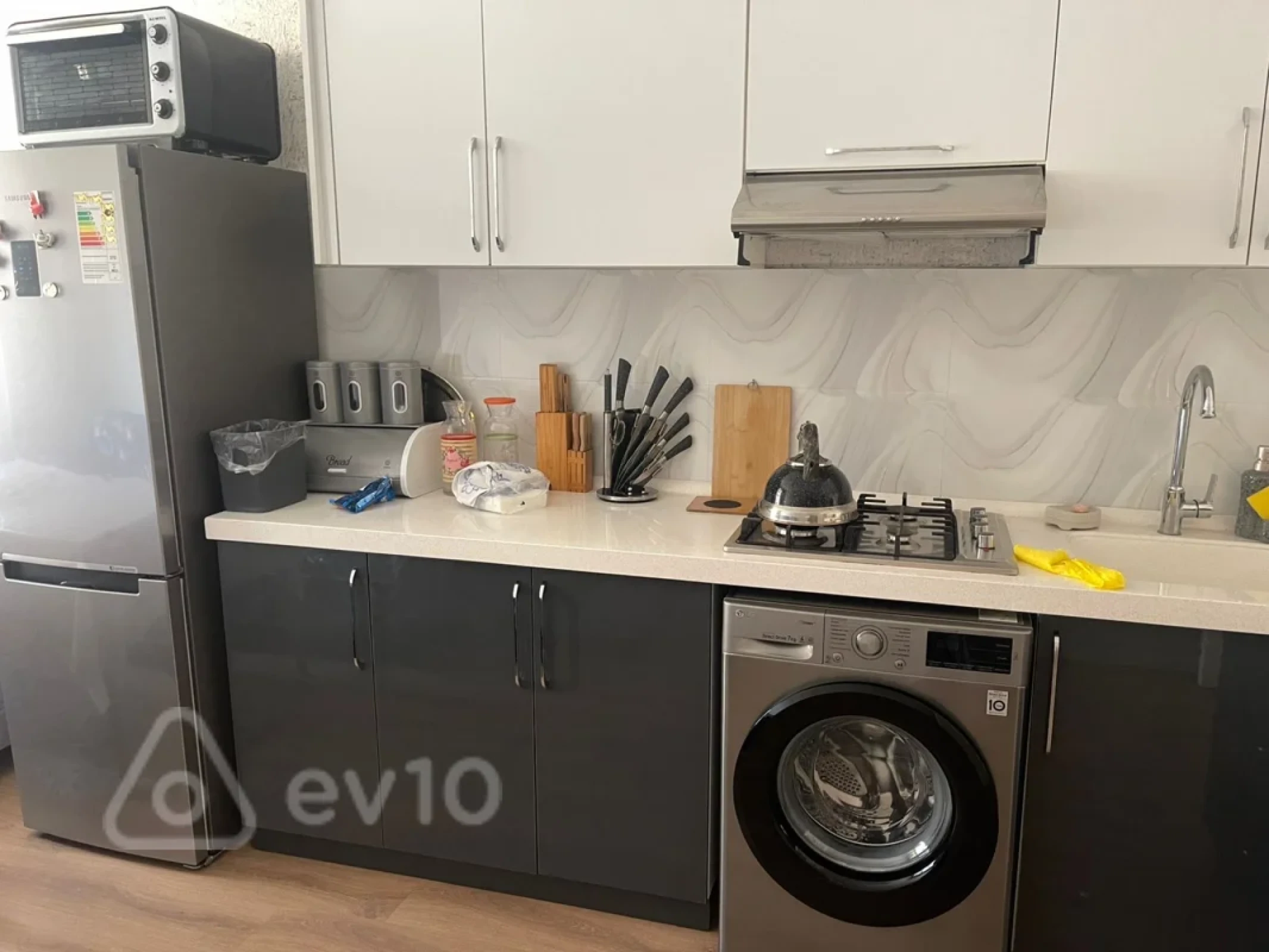 Kirayə verilir 2 otaqlı yeni tikili 63 m²