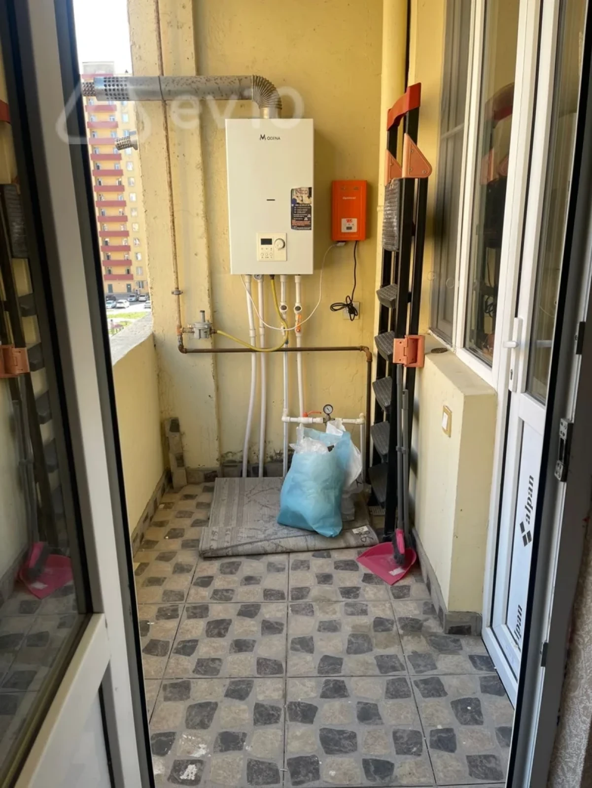 Kirayə verilir 2 otaqlı yeni tikili 63 m²