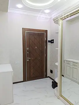 Kirayə verilir 2 otaqlı yeni tikili 65 m²