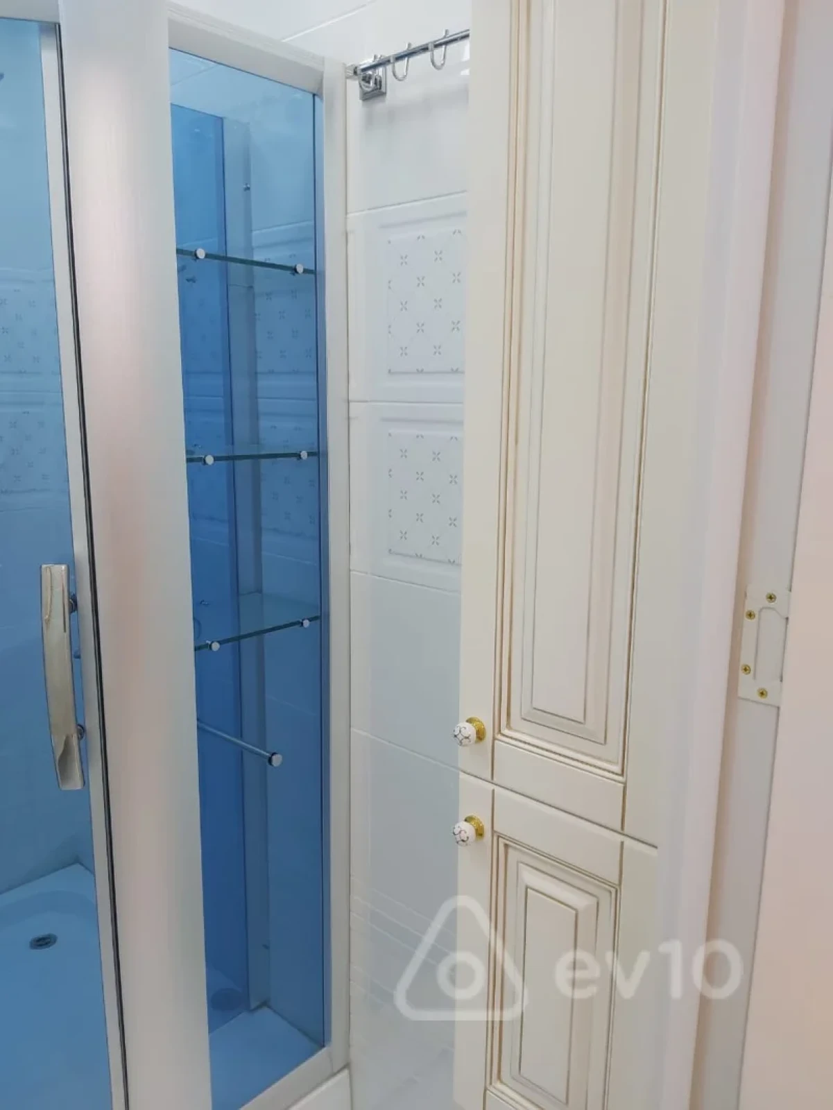 Kirayə verilir 2 otaqlı yeni tikili 65 m²