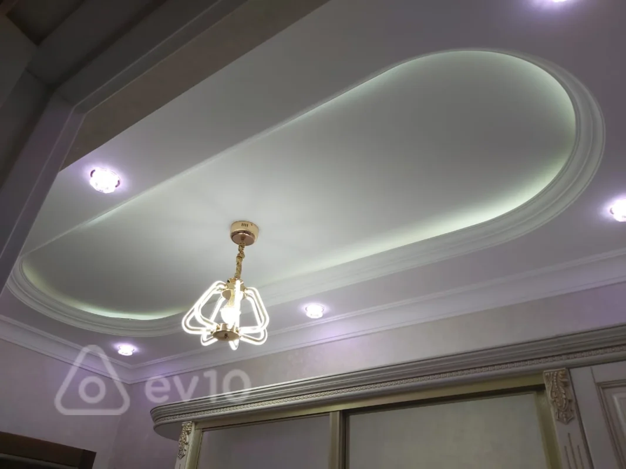 Kirayə verilir 2 otaqlı yeni tikili 65 m²