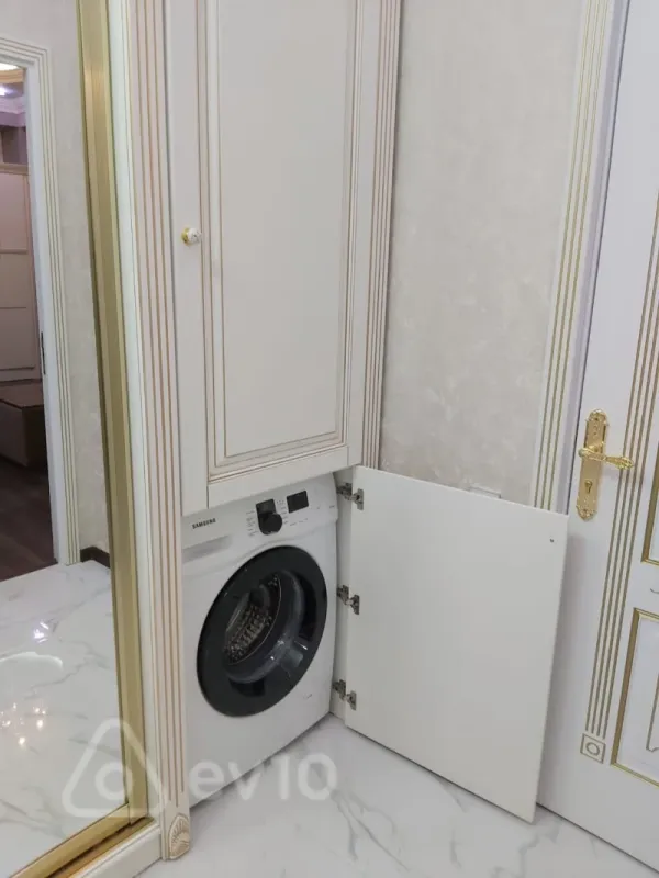 Kirayə verilir 2 otaqlı yeni tikili 65 m²